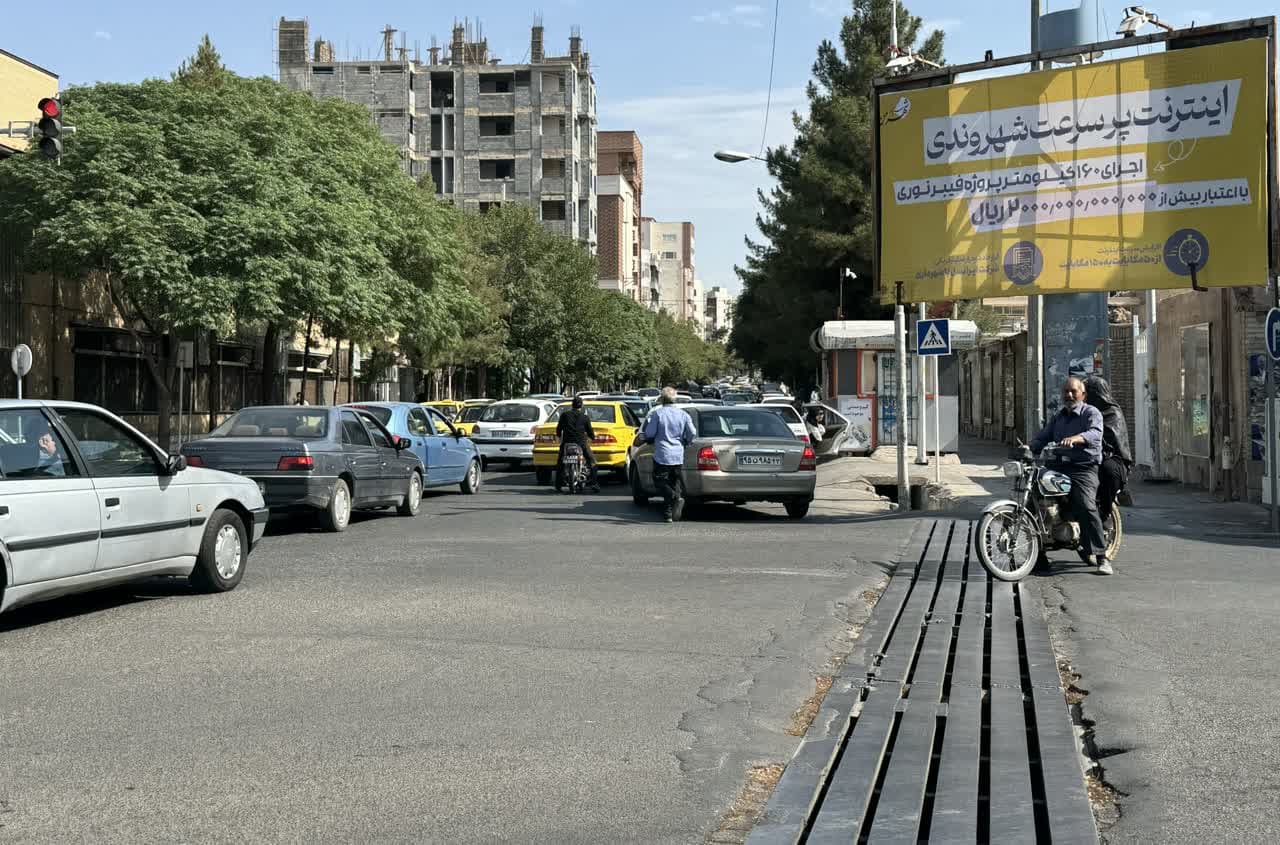 احداث آبنمای کف خشک در بوستان لاله با اعتبار ۳۲ میلیارد ریال