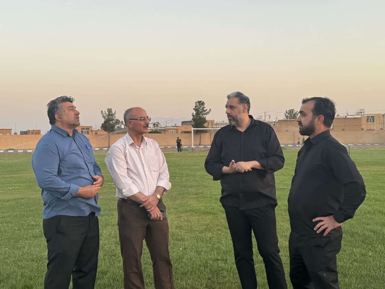 بازدید شهردار سبزوار از استادیوم شهید خوشبین