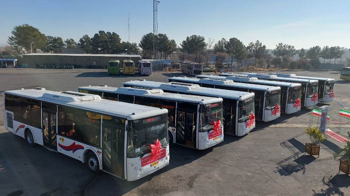 ۷ دستگاه اتوبوس های درون شهری جدید به مقصد سبزوار  از راه رسیدند
