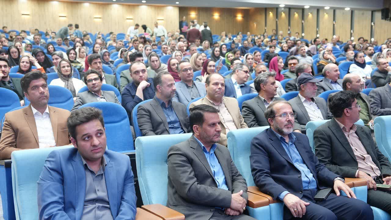 تجلیل از کارگران نمونه شهرستان سبزوار