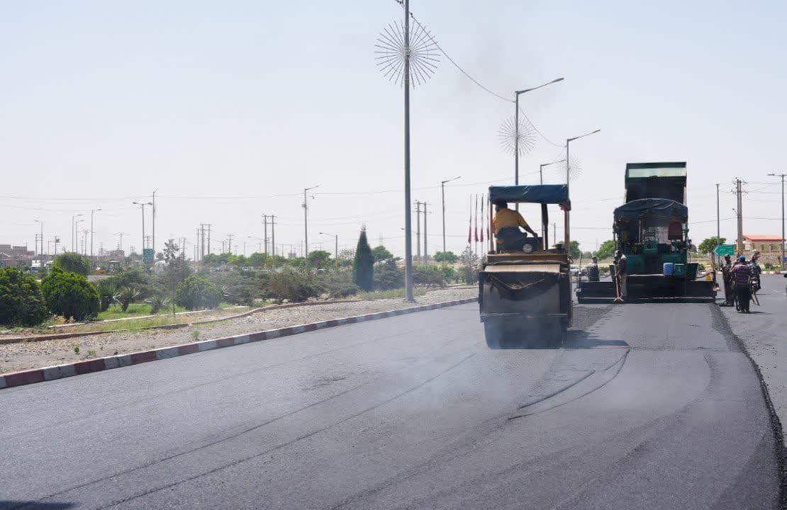 آغاز عملیات اجرای روکش آسفالت میدان سربداران
