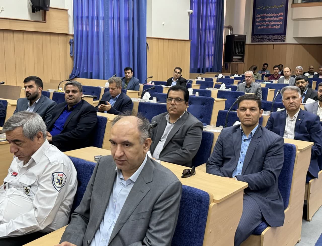 برگزاری نشست اداری شهرستان سبزوار با محوریت ترویج فرهنگ ایثار و شهادت