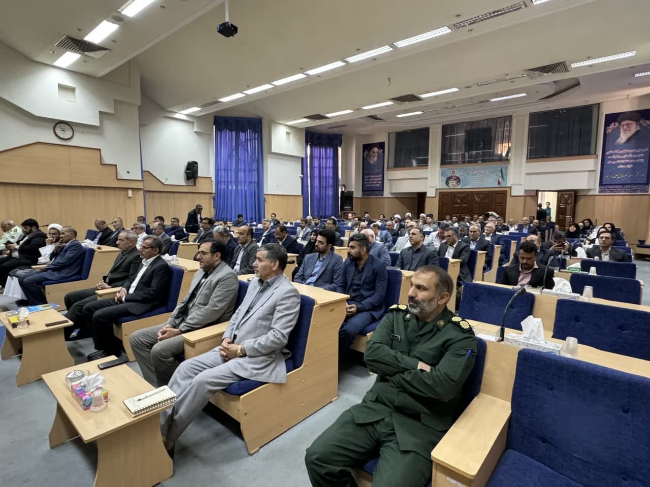 برگزاری نشست اداری شهرستان سبزوار با محوریت ترویج فرهنگ ایثار و شهادت