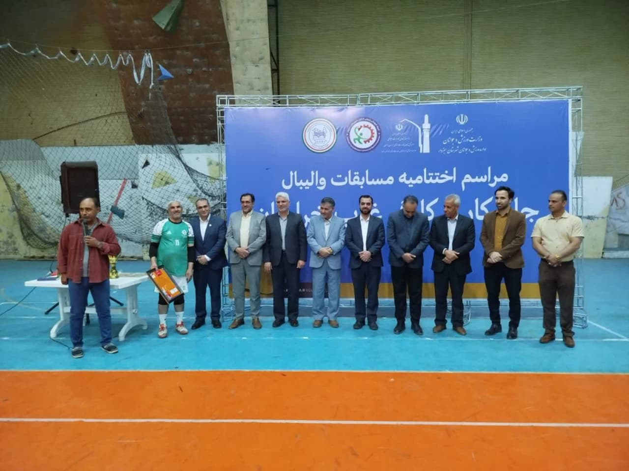 شهرداری سبزوار، نایب قهرمان مسابقات والیبال کارگران غرب خراسان شد