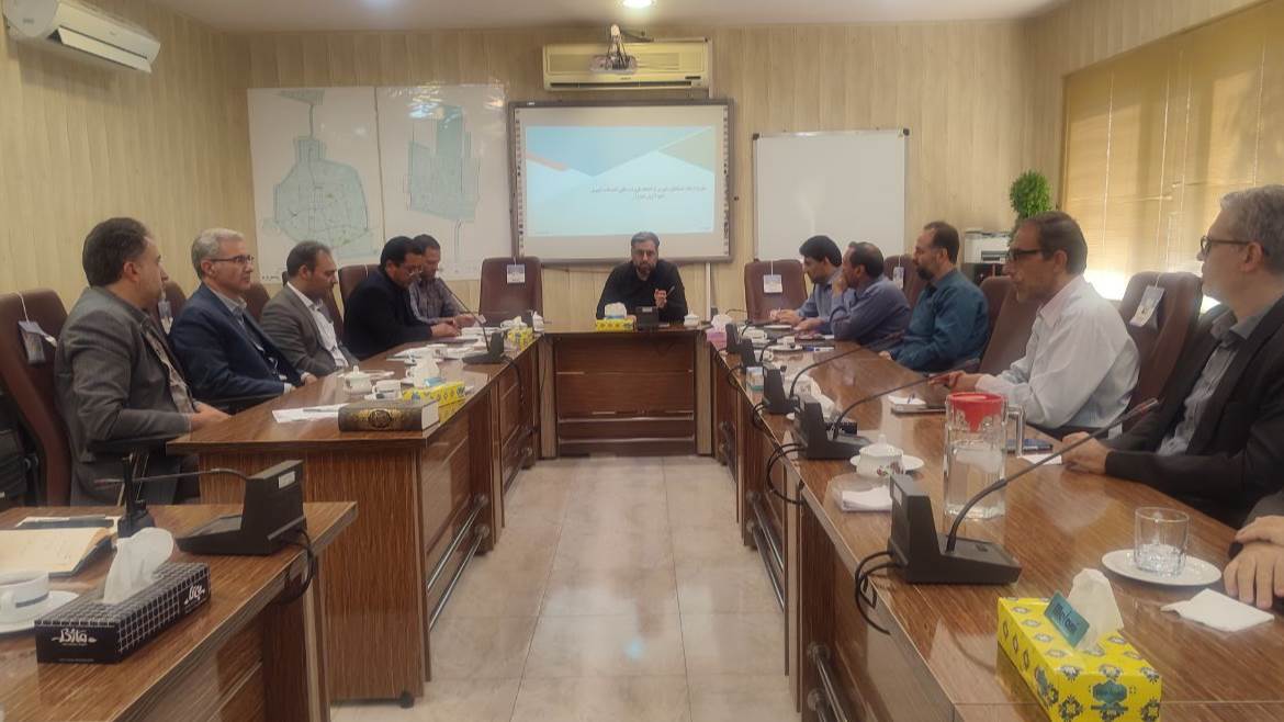 برگزاری جلسه برنامه ریزی در جهت ارتقا فضای شهری محلات کم برخوردار سبزوار