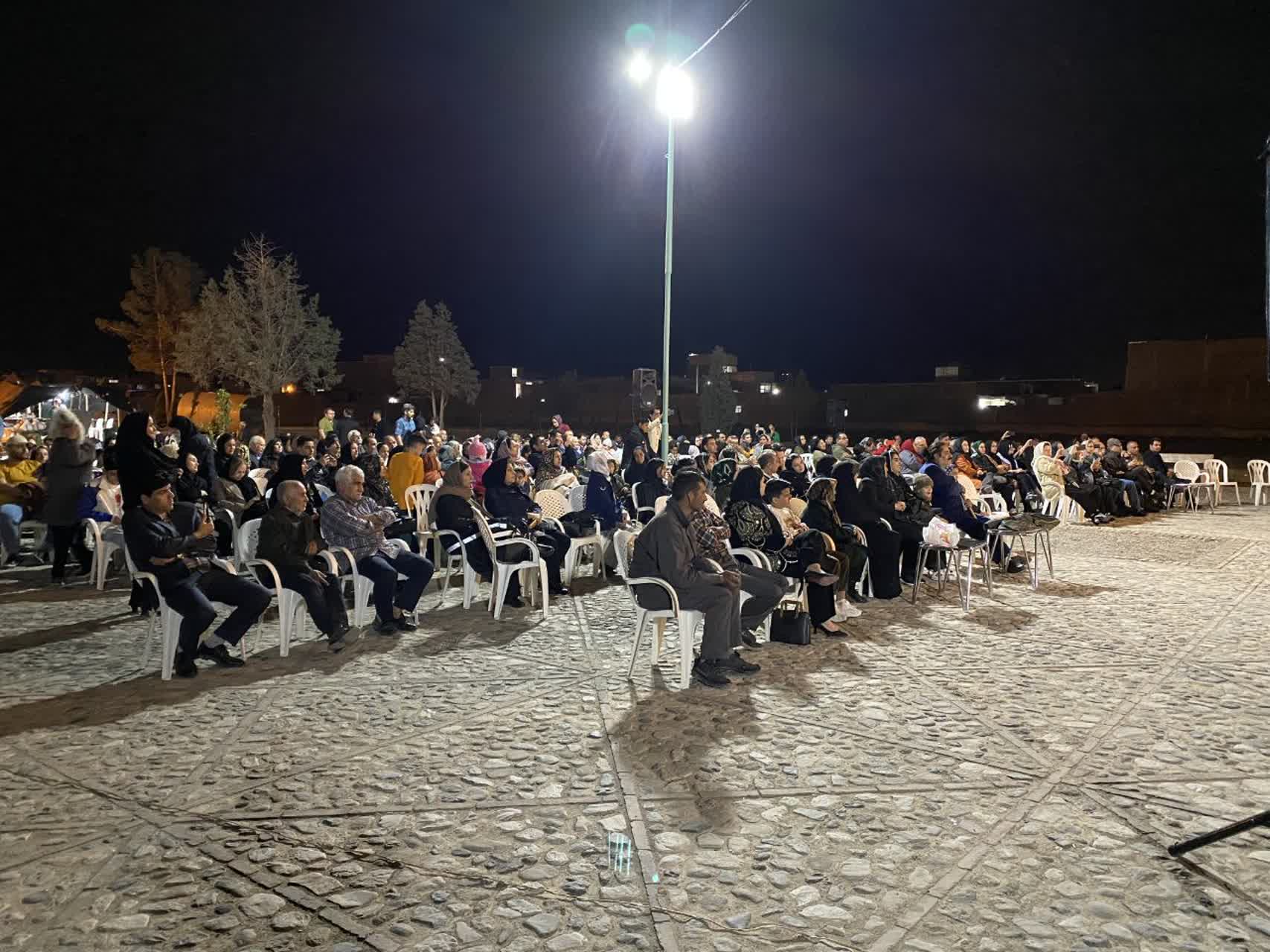 استقبال پرشور شهروندان از جشن‌ نوروزگاه ۱۴۰۳ سبزوار - مصلی تاریخی