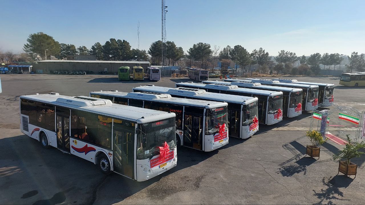 ۷ دستگاه اتوبوس های درون شهری جدید به مقصد سبزوار  از راه رسیدند